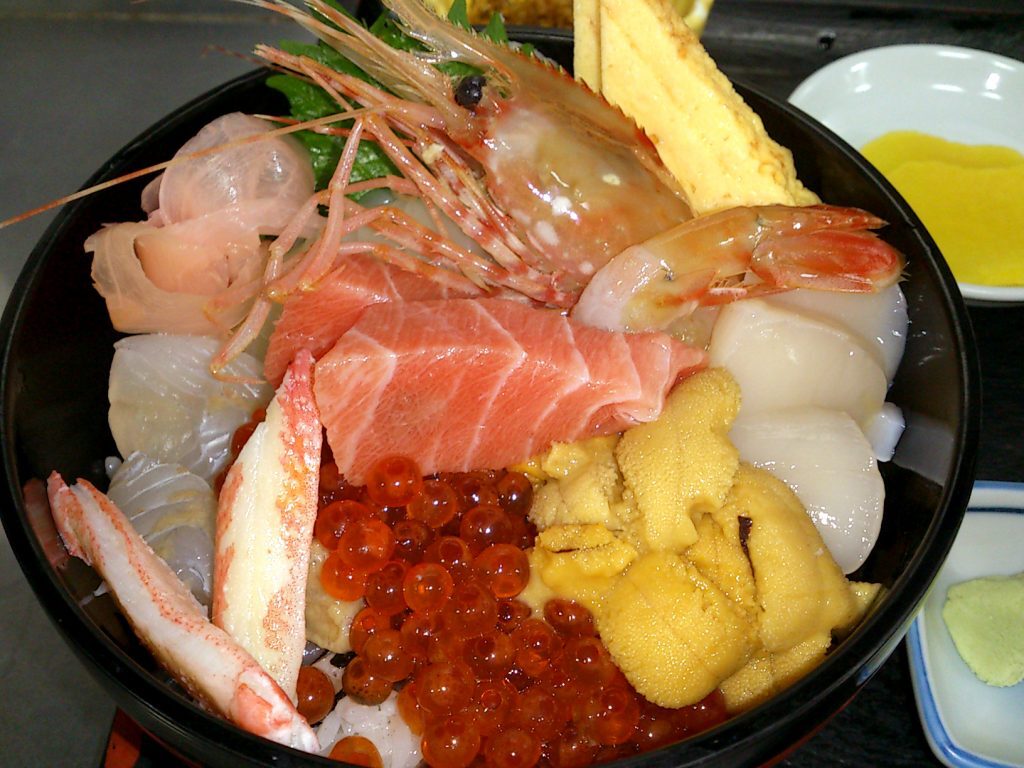 民宿 青塚食堂の海鮮丼