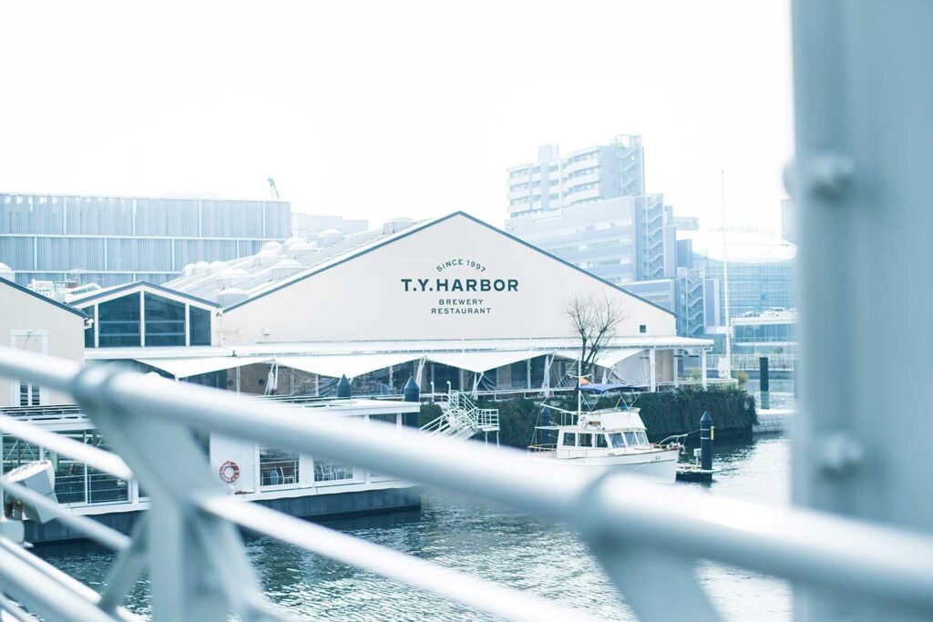 T.Y.HARBORの外観