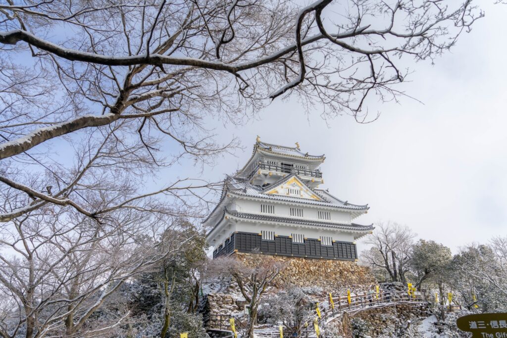 金華山の山頂に位置する岐阜城