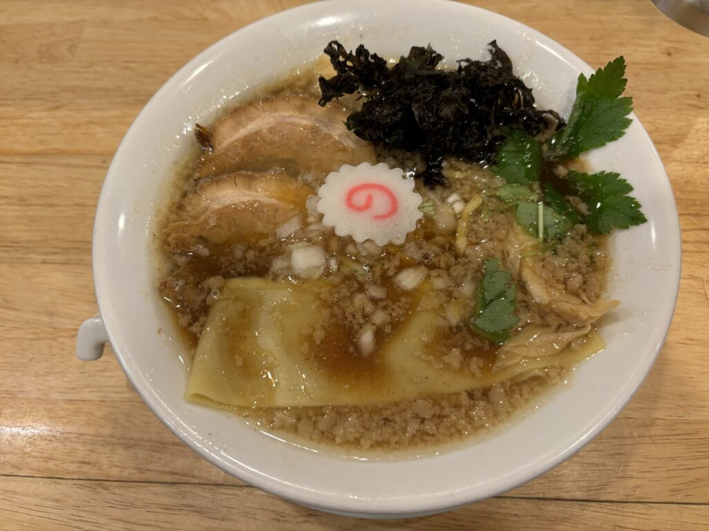 ムタヒロ1号店の醤油ラーメン