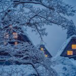 雪の降る日の白川郷