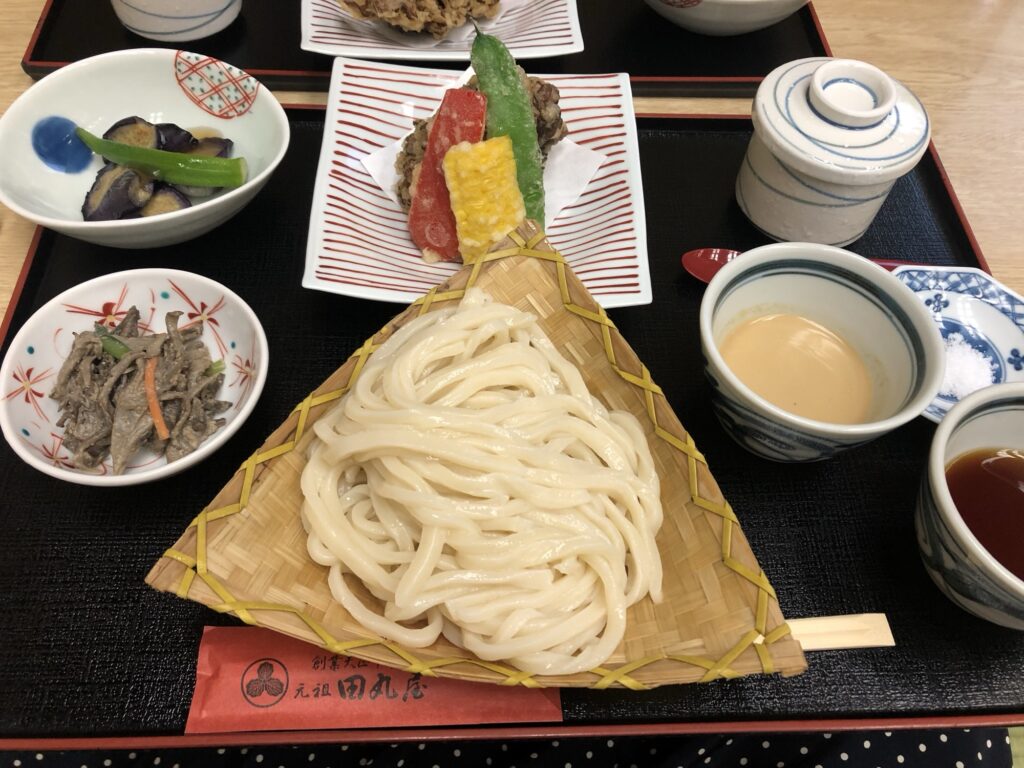 元祖田丸屋の水沢うどん